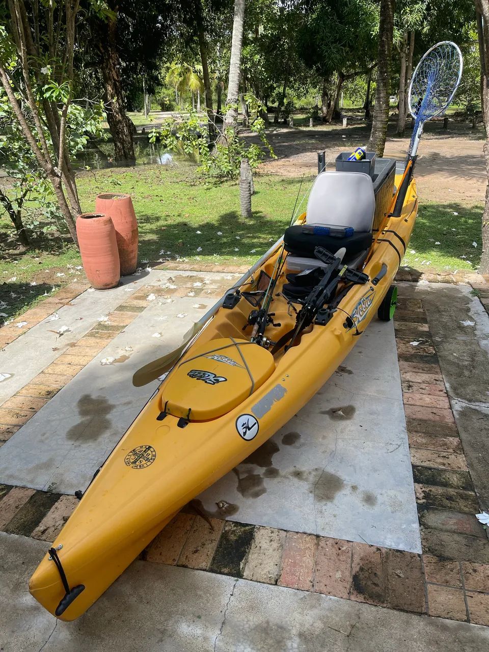 HOBIE REVOLUTION 13 