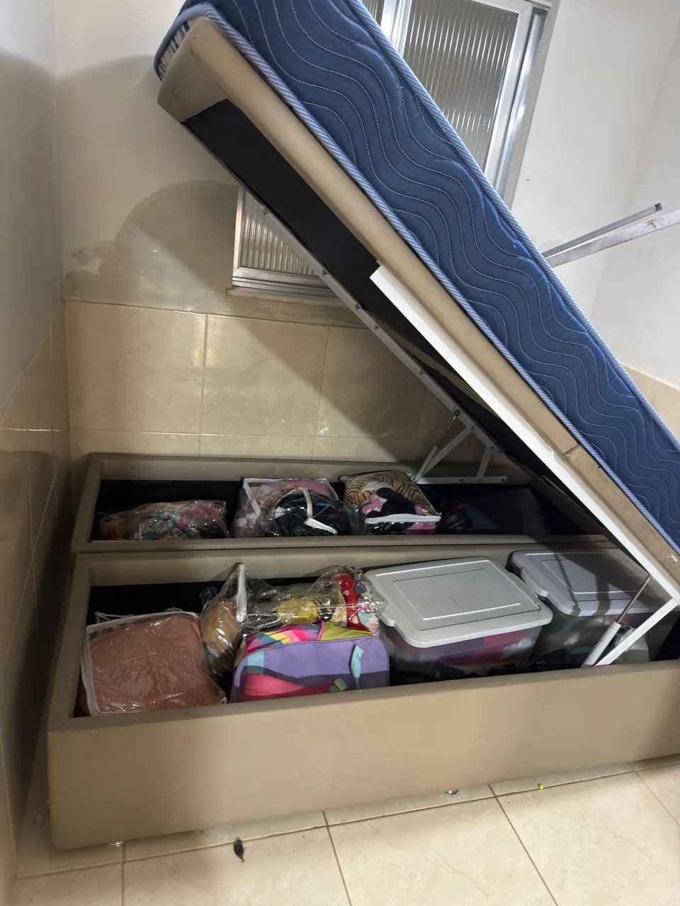 A cama box baú tamanho viúva. - Foto 4