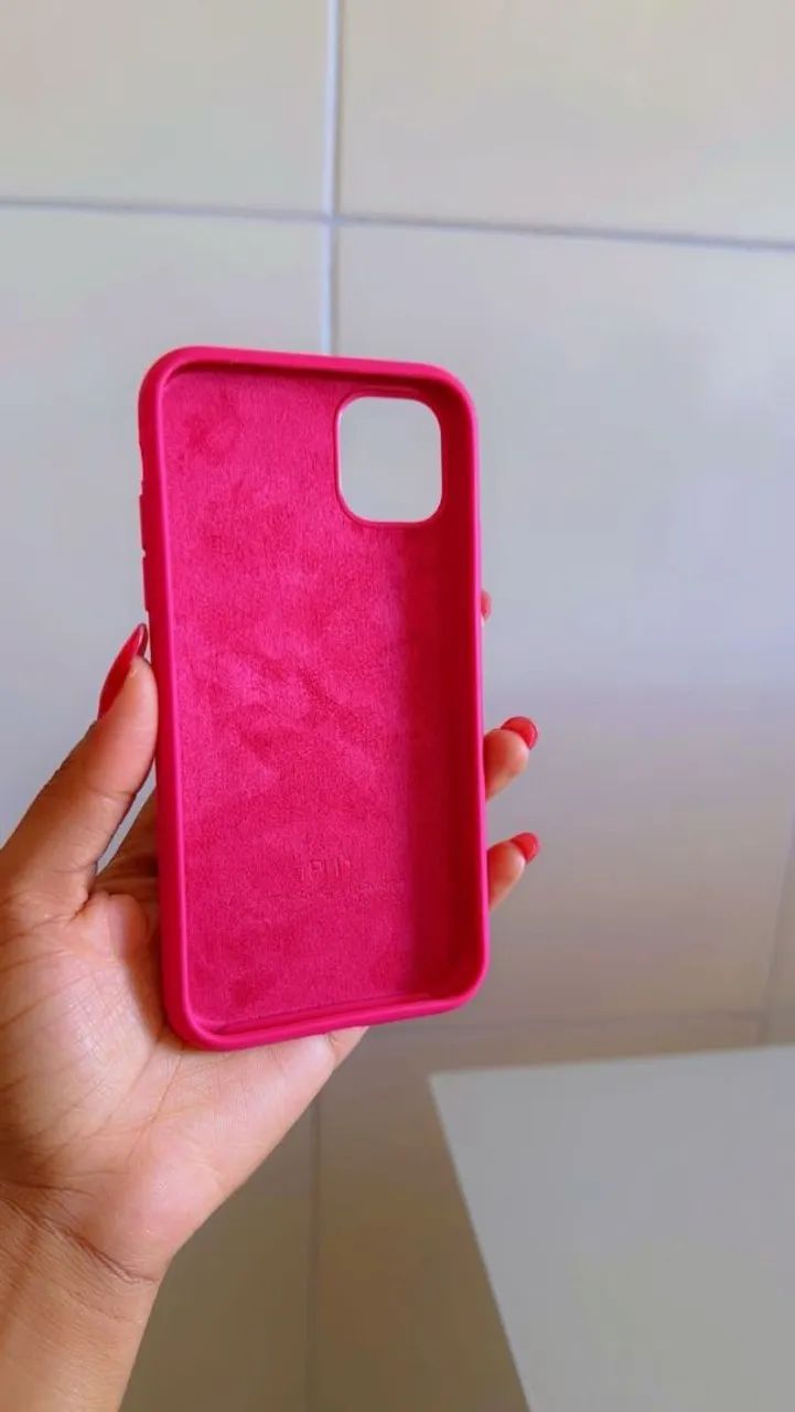 Kit com 7 Capas para iPhone 11 - Ótimo Estado - Foto 5
