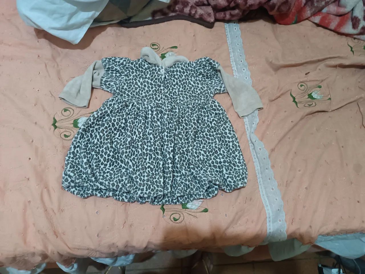 Vestido bebe oncinha - Foto 3