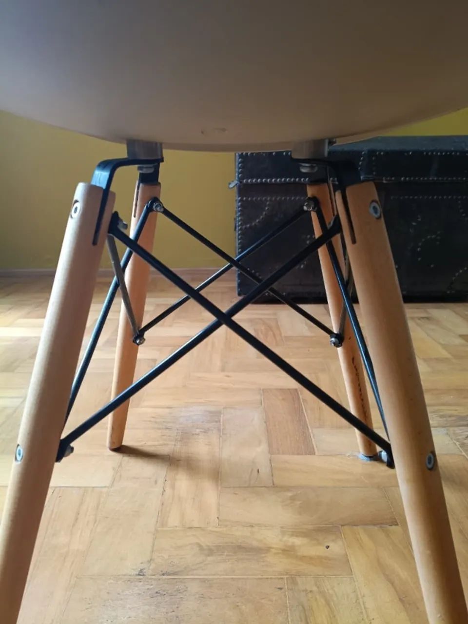4 cadeiras Charles Eames Eiffel_ NUDE - Foto 4