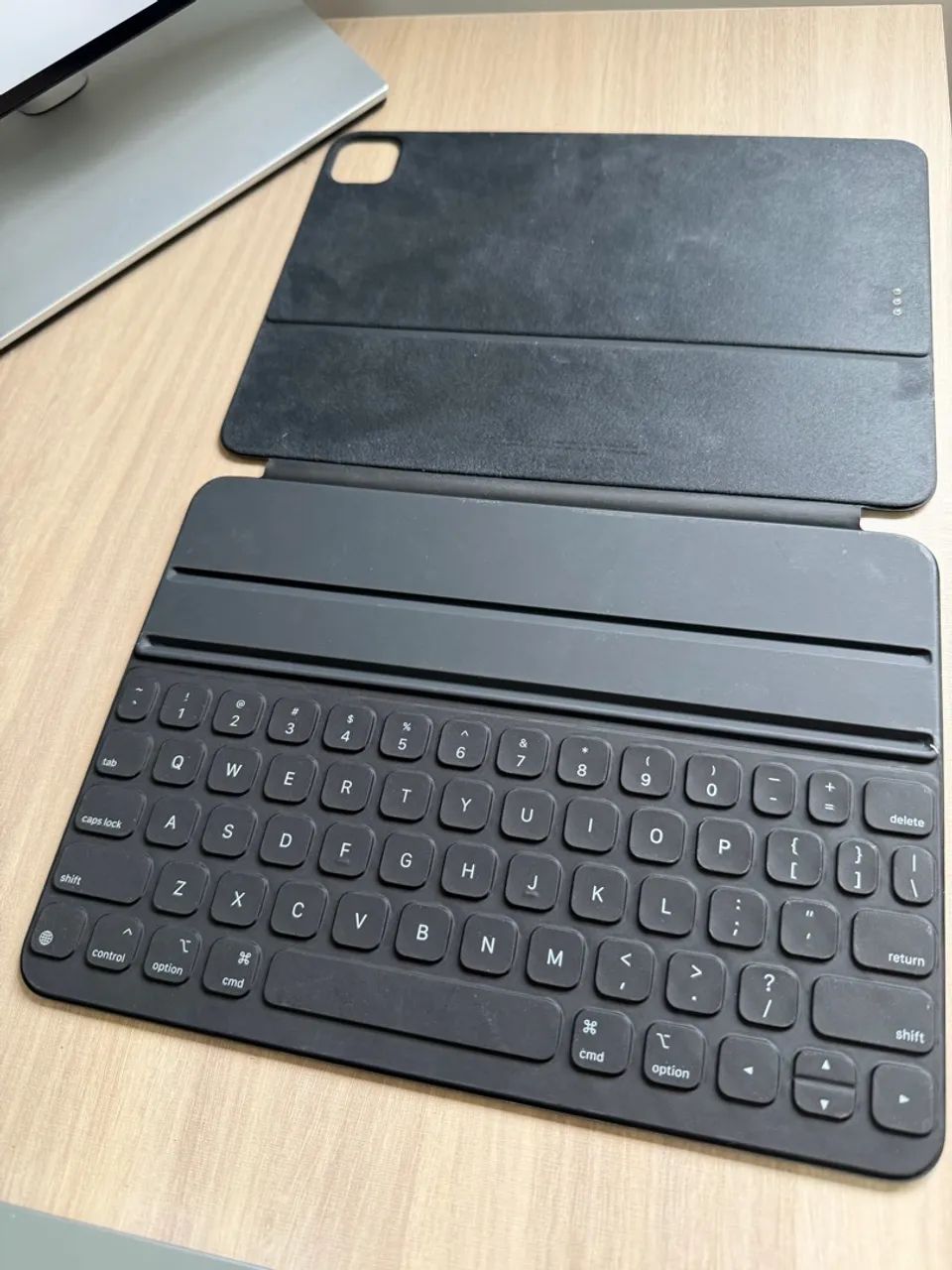 iPad Pro (11 pol) (4ª geração) com Apple Pencil e capinha teclado original da Apple.  - Foto 5