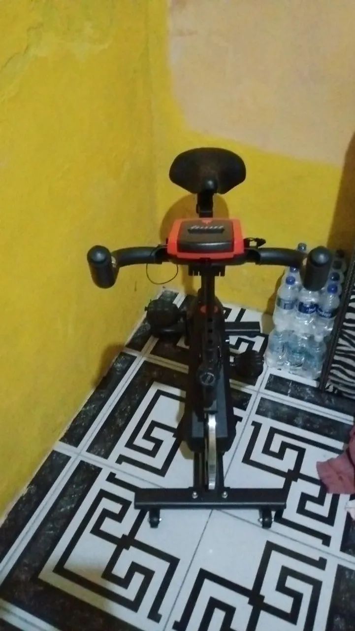 BICICLETA BIKE ERGOMÉTRICA 