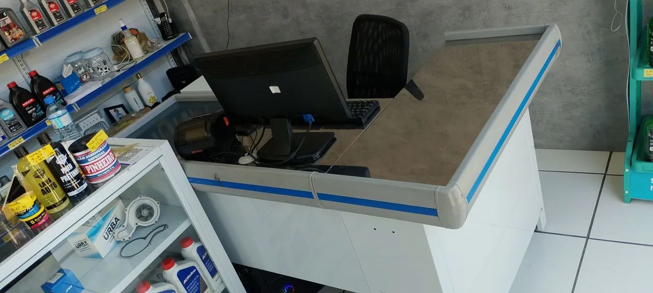 Balcão caixa Checkout para Loja 1,50m - Usado em ótimo estado - Foto 2