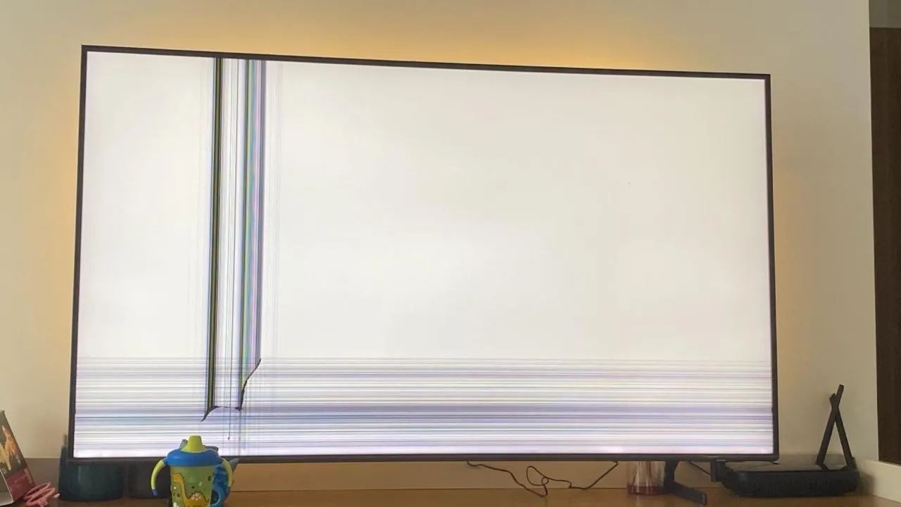 VENDO TV 55? SAMSUNG (precisa arrumar display) 