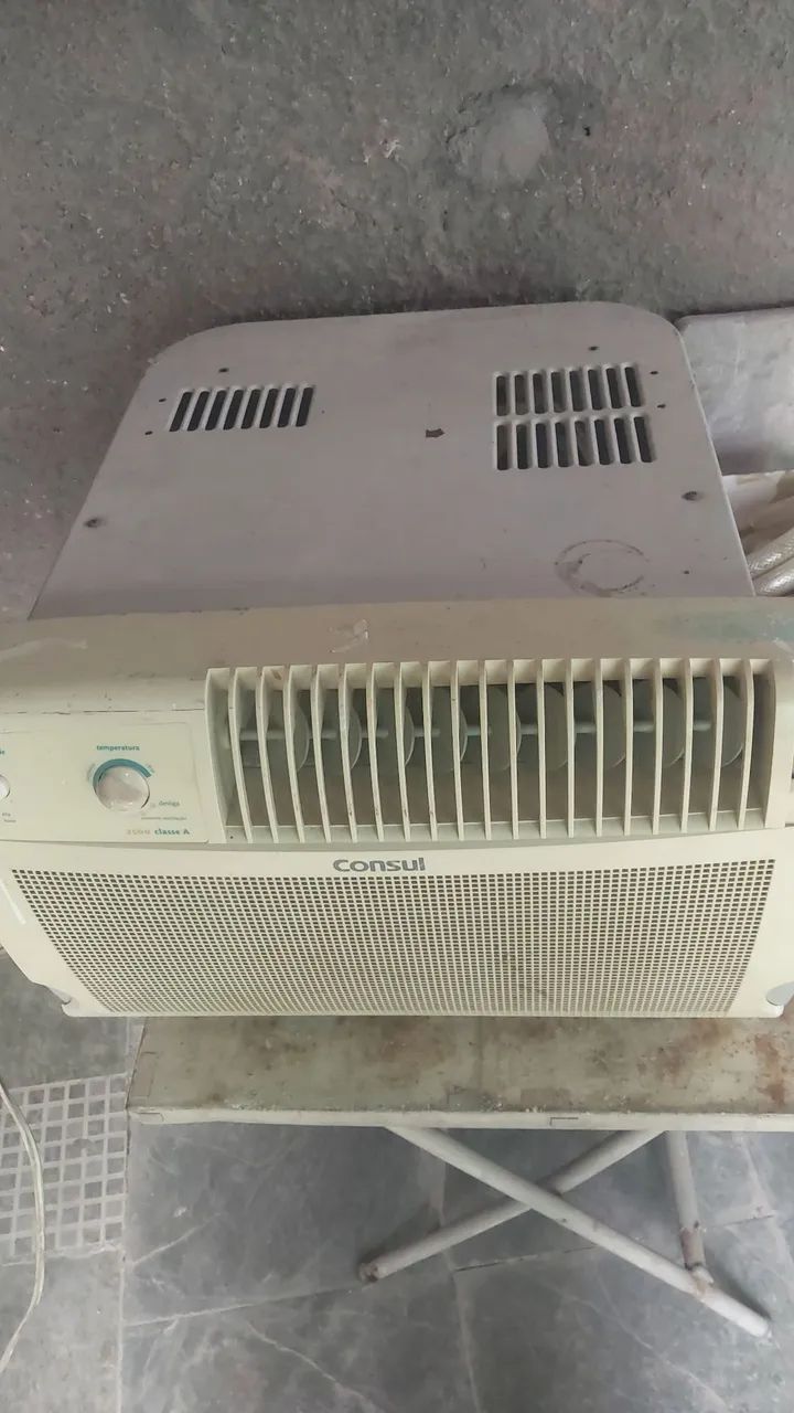 Vendo ar condicionado 7.500 Btu. Funciona perfeitamente.  - Foto 2