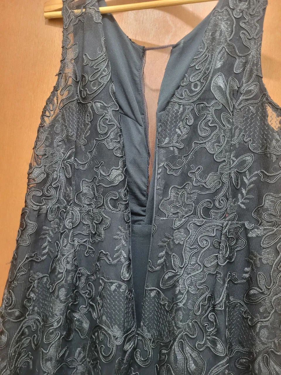 Vestido festa preto com renda - Foto 3