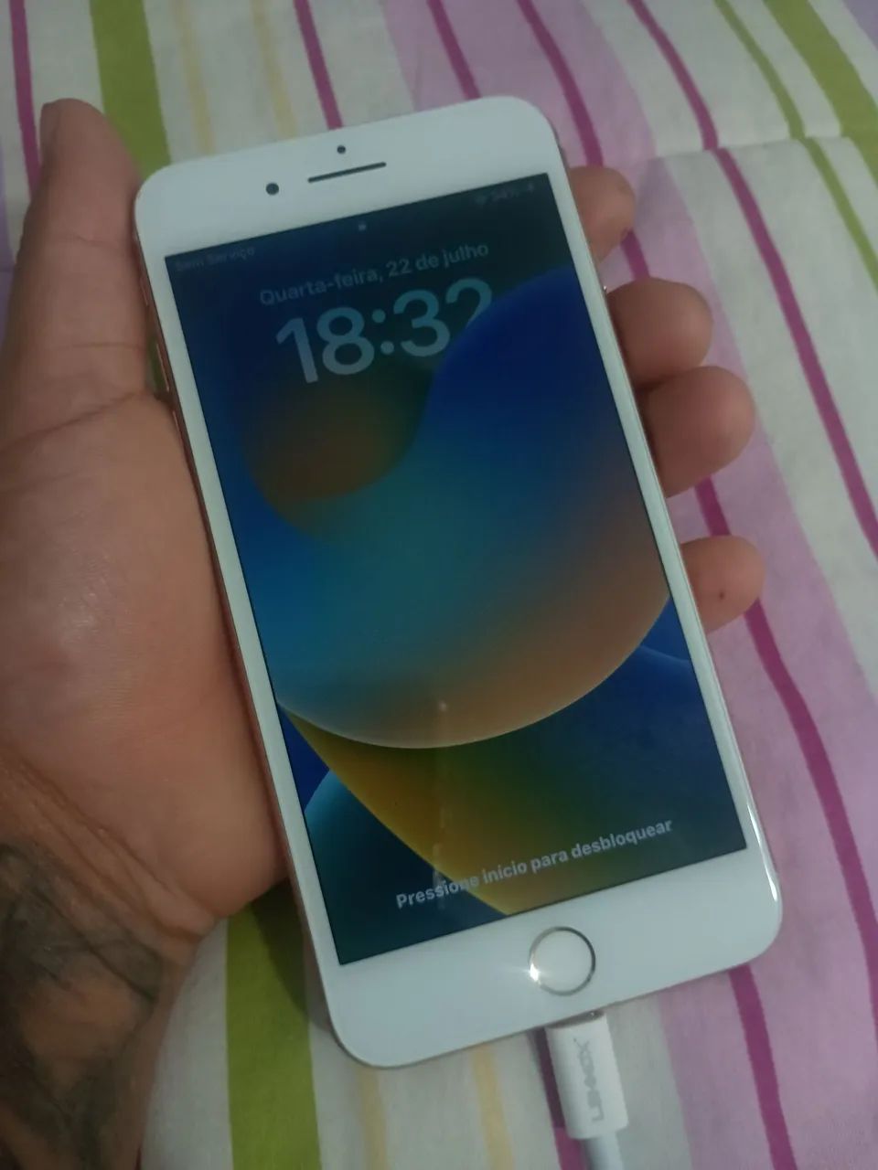 Vendo ou troco iPhone 8 plus 