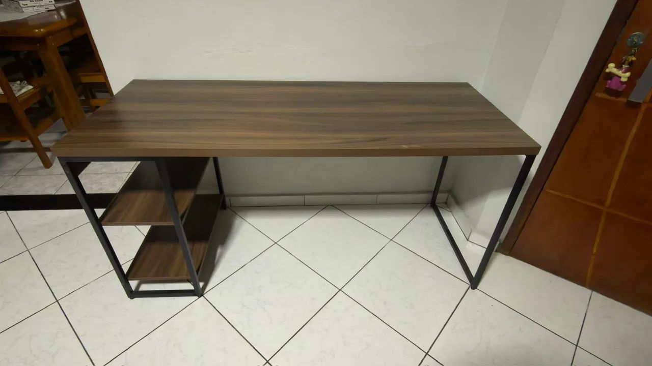 Escrivaninha  - Foto 2
