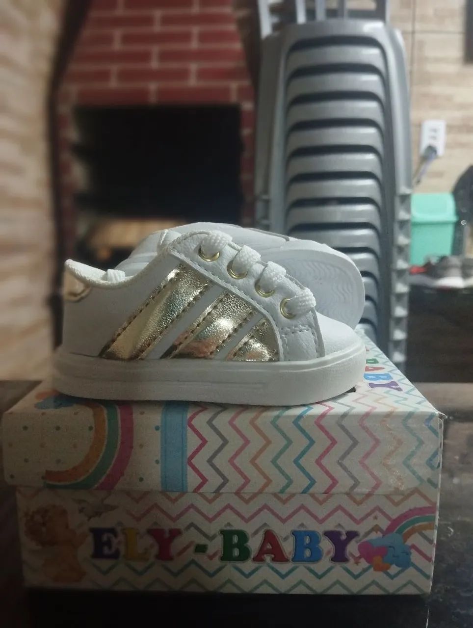 Sapatinho de bebê Adidas 