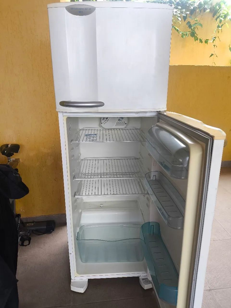 Geladeira duplex Frost Free com defeito  - Foto 2