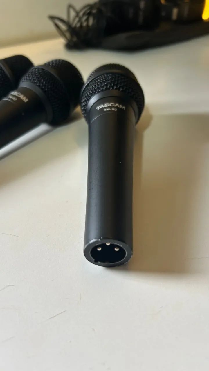 Kit 3 Microfones TASCAM TM-82 + 3 Cabos de 10m - Podcast - Foto 2