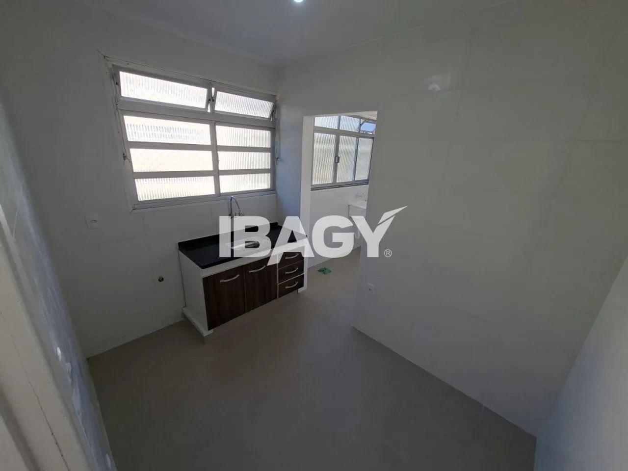 Excelente Apartamento 3 dormitório(s) em Capoeiras - Florianópolis - Foto 4