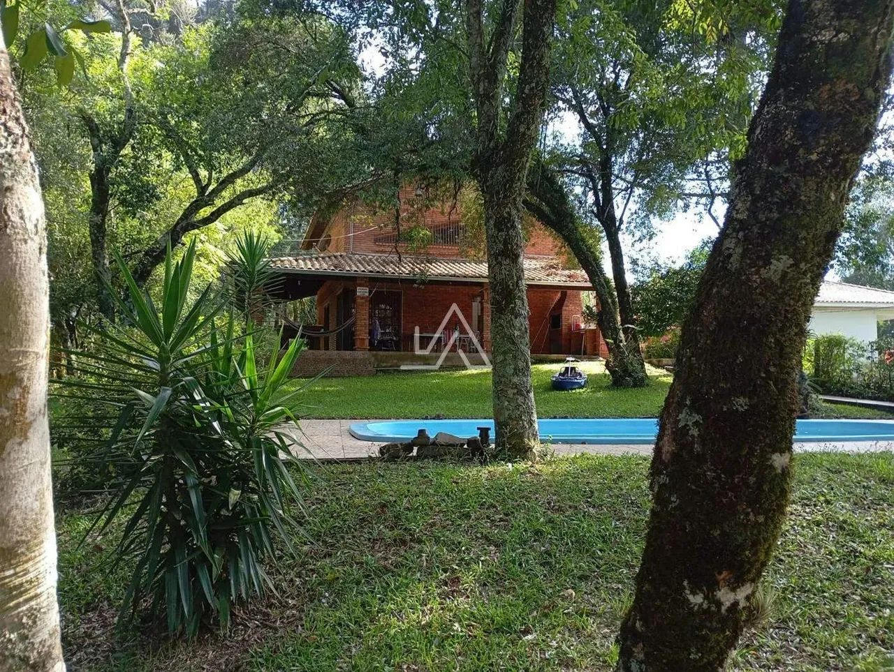 CASA DE CAMPO COM PISCINA NA BARRAGEM DO CAPINGUI - CONDOMÍNIO ARAUCÁRIA - DE FRENTE PARA  - Foto 2