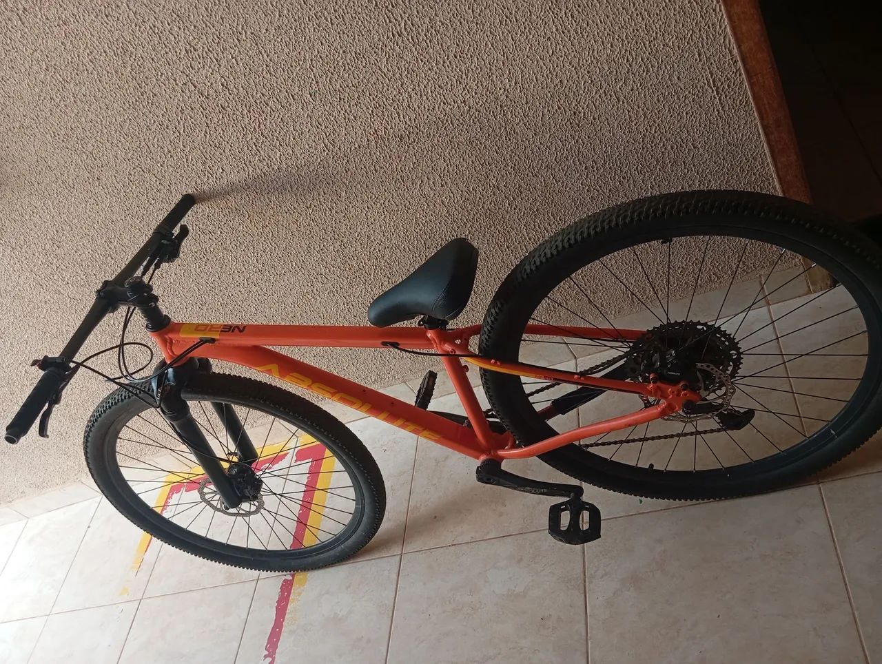 Bicicleta em ótimo estado, da marca absolute - Foto 5