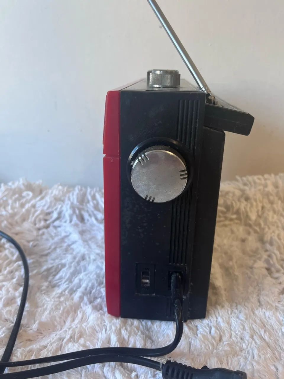 Rádio internacional antigo  - Foto 3