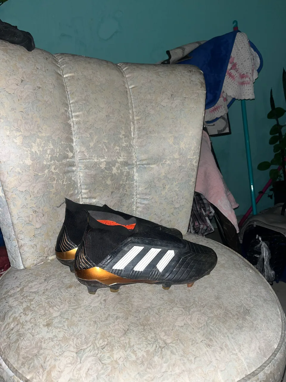 Chuteira Adidas Predator Campo Nº 39 - Semi Nova (Impecável