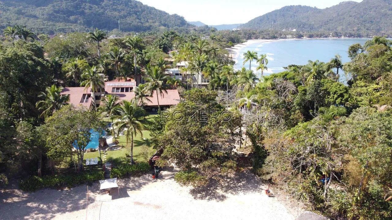 Casa com 5 dorms, Domingas Dias, Ubatuba - R$ 17 mi, Cod: 1807