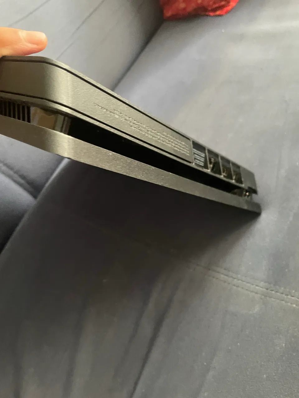 Ps4 slim com jogos,Fifa23,rocket legue e outros 