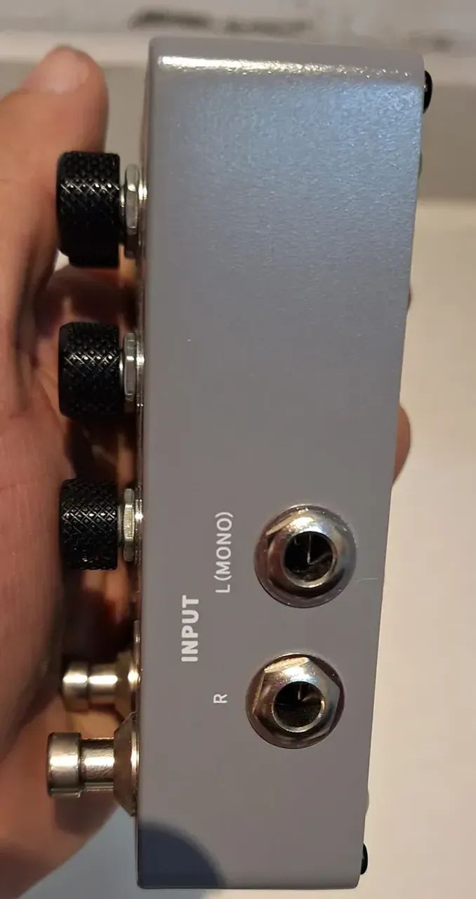 Pedal Mooer Cab X2 De Simulação De Gabinete e Leitor de IR Stereo