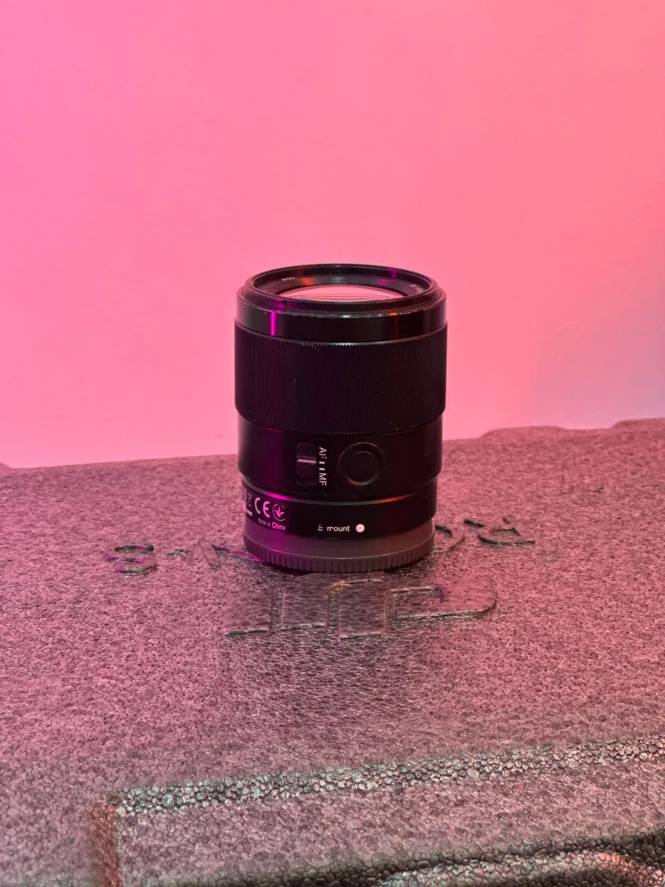 Lente Sony 35mm 1.8  - Foto 2