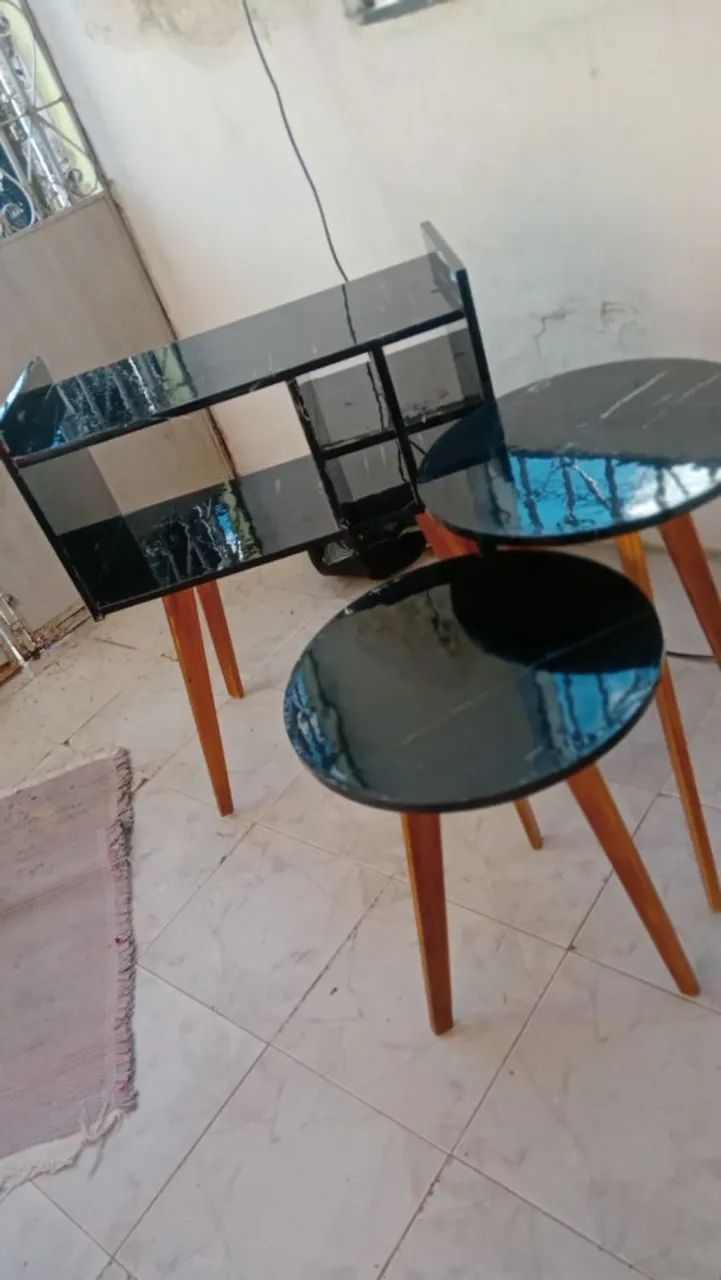 Vendo lindas messinhas de canto aparadou criado mudo e adega - Foto 4