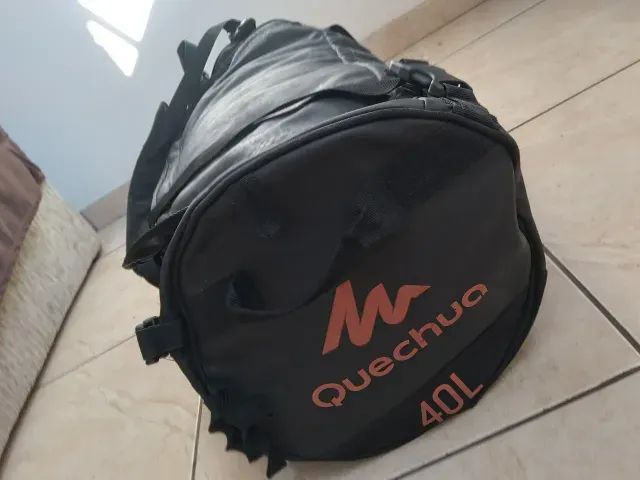 Bolsa Duffle Decathlon Quechua 40 litros - Foto 2