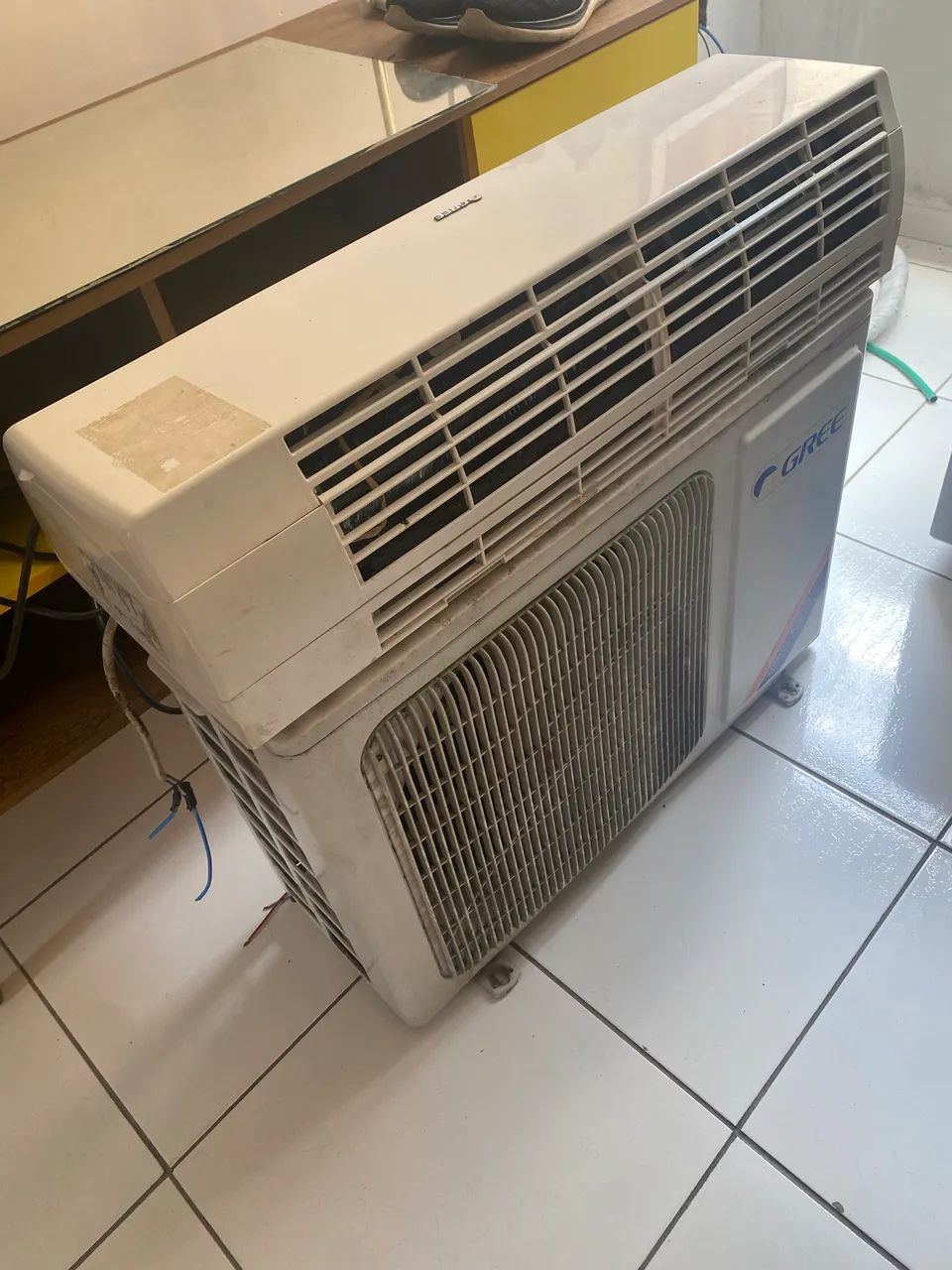 Ar-condicionado Split Gree 12.000 BTUs, 220V, completo. - Foto 2