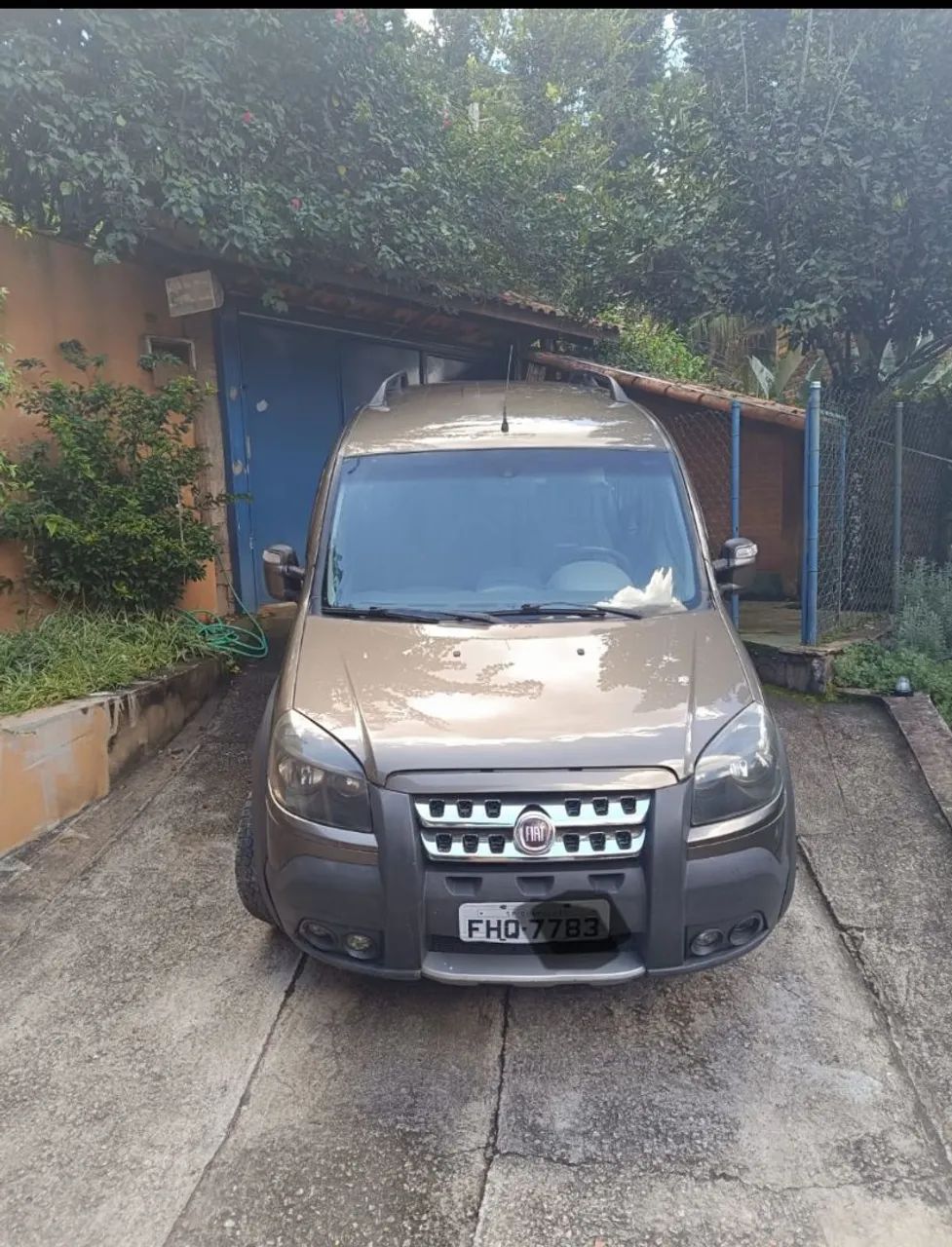 Fiat Doblo Adv. Xingu Locker 1.8 Flex 16V 5P 2013