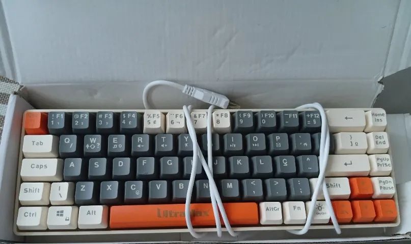 Teclado de jogo luzes arco-íris ultramax - Foto 4