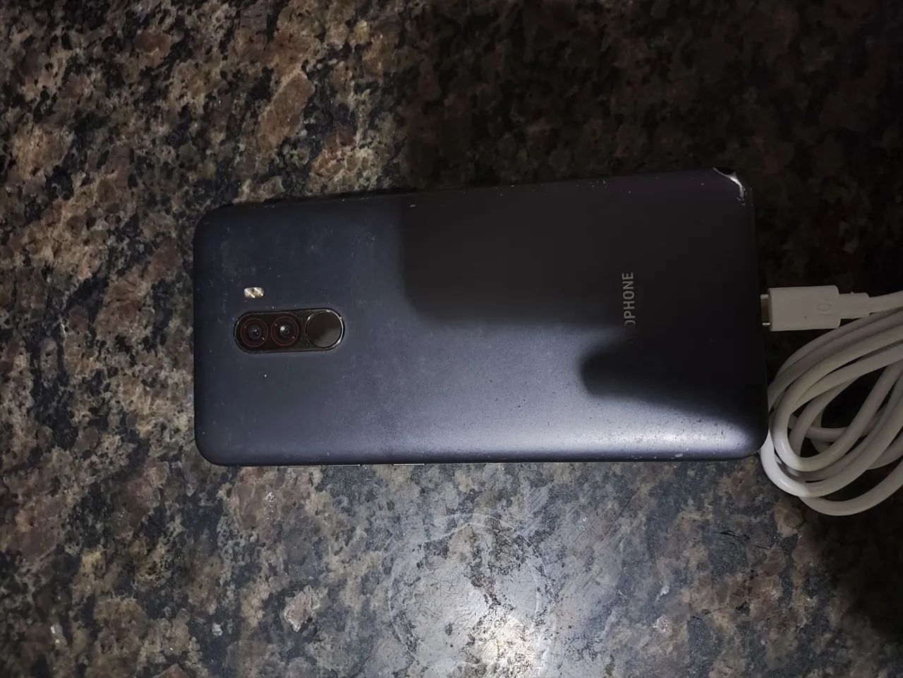XIAOMI POCOPHONE F1 - Foto 4
