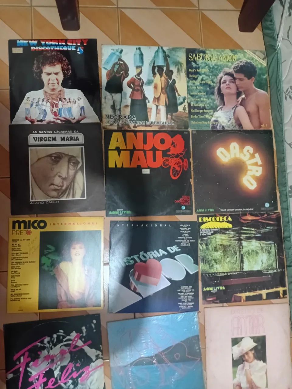 Discos de vinil (olhar descrição) - Foto 5