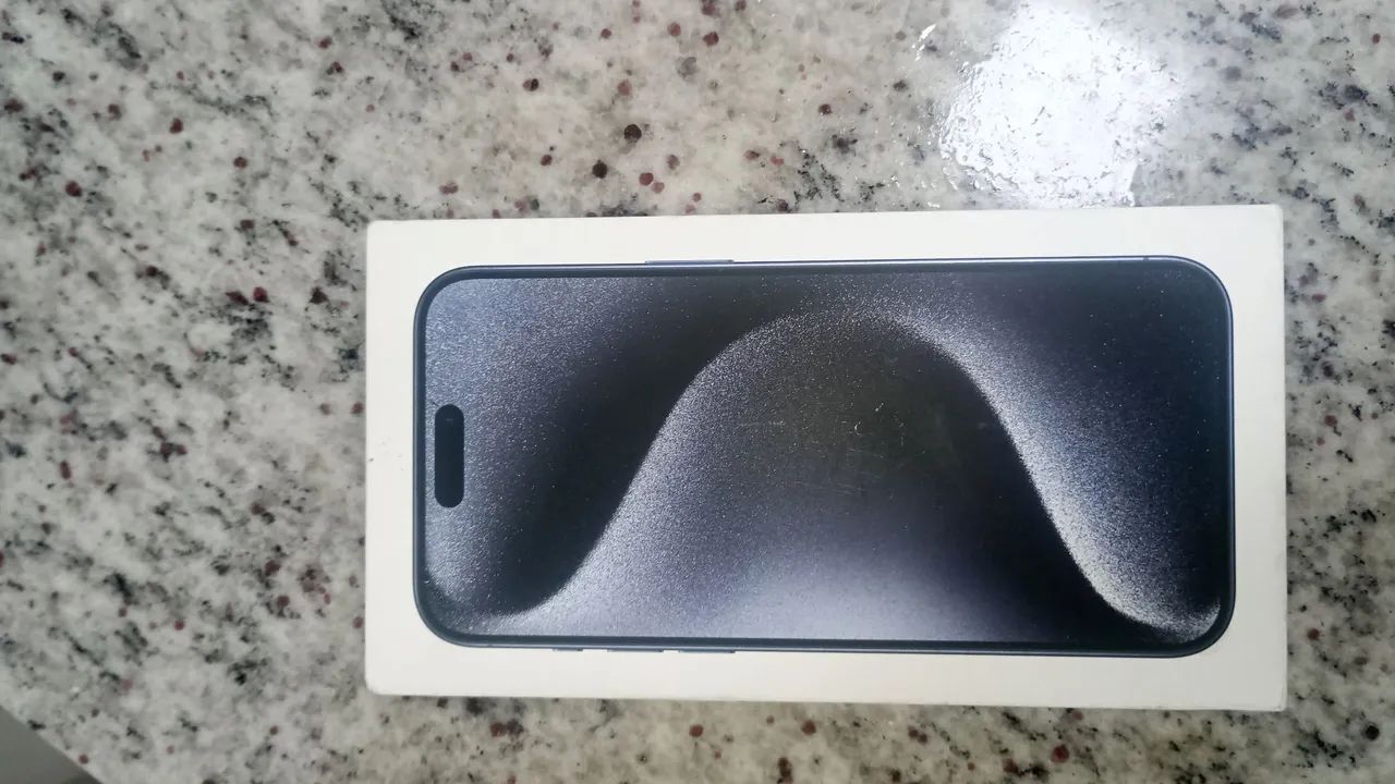 Caixa de iPhone  15 pro Max 