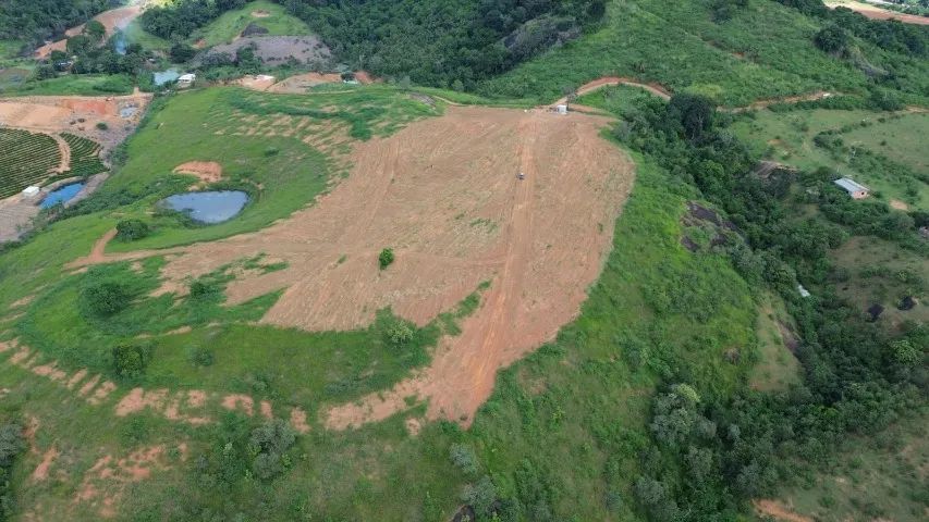 Chácara de 2.000m² em Timbuí a 900m do Centro