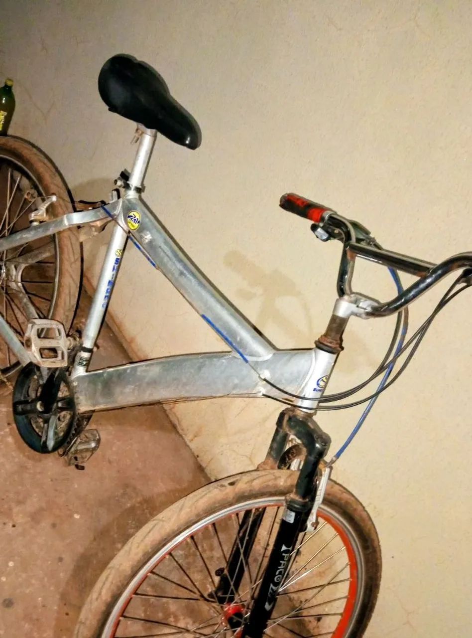 Vendo bicicleta alumínio  - Foto 2
