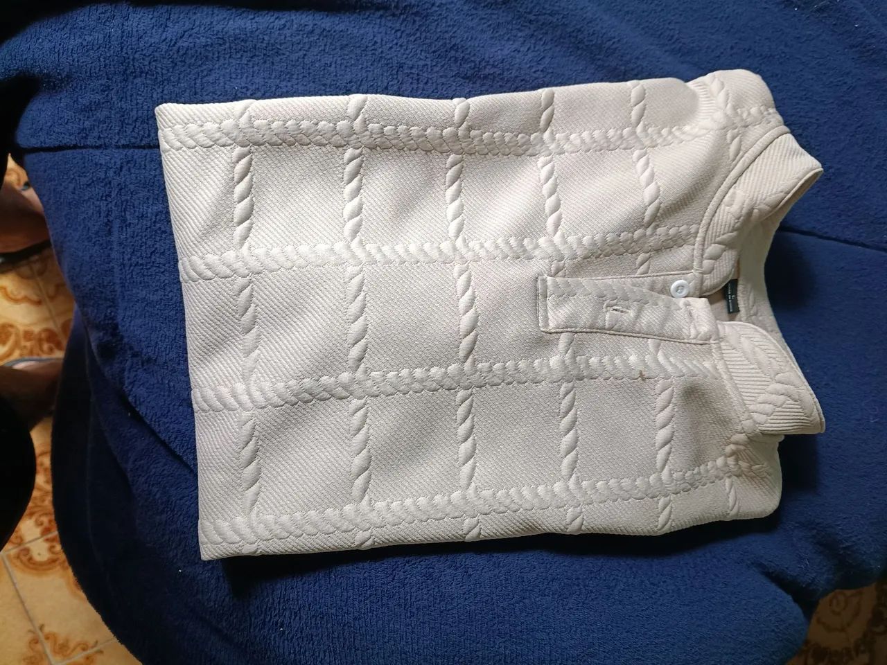 Vendo camisa polo 80 reias - Foto 2