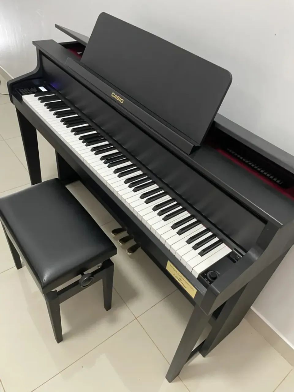 Piano Digital Híbrido CASIO GP 300