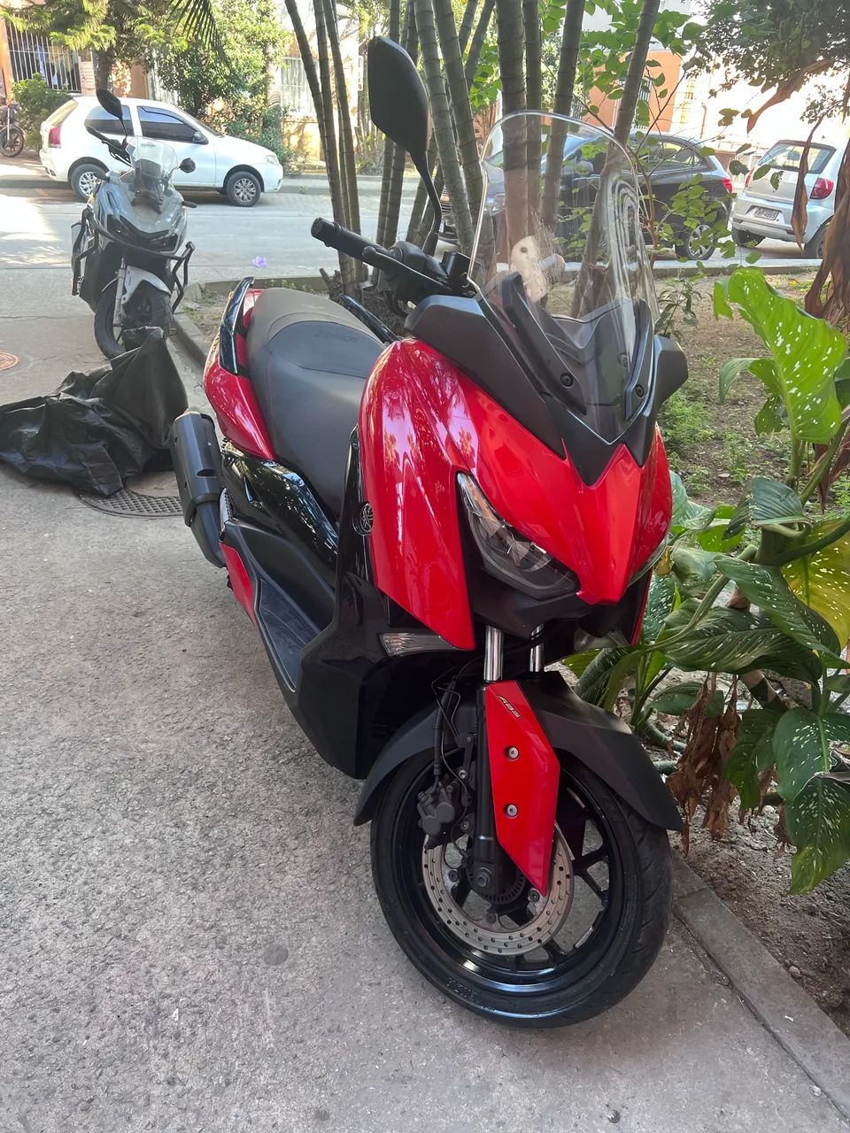 Xmax 24/24 - Foto 2