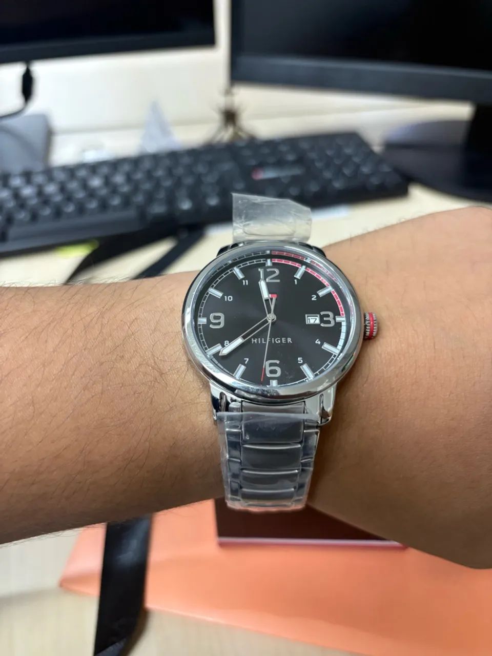 Relógio Tommy Hilfiger Novo  - Foto 4