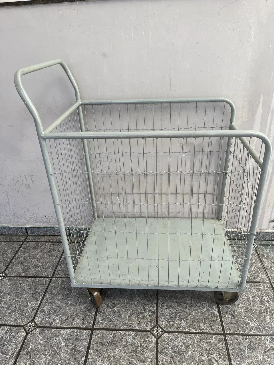 Carrinho de abastecimento em aço carbono, capacidade 250 lts - Foto 2