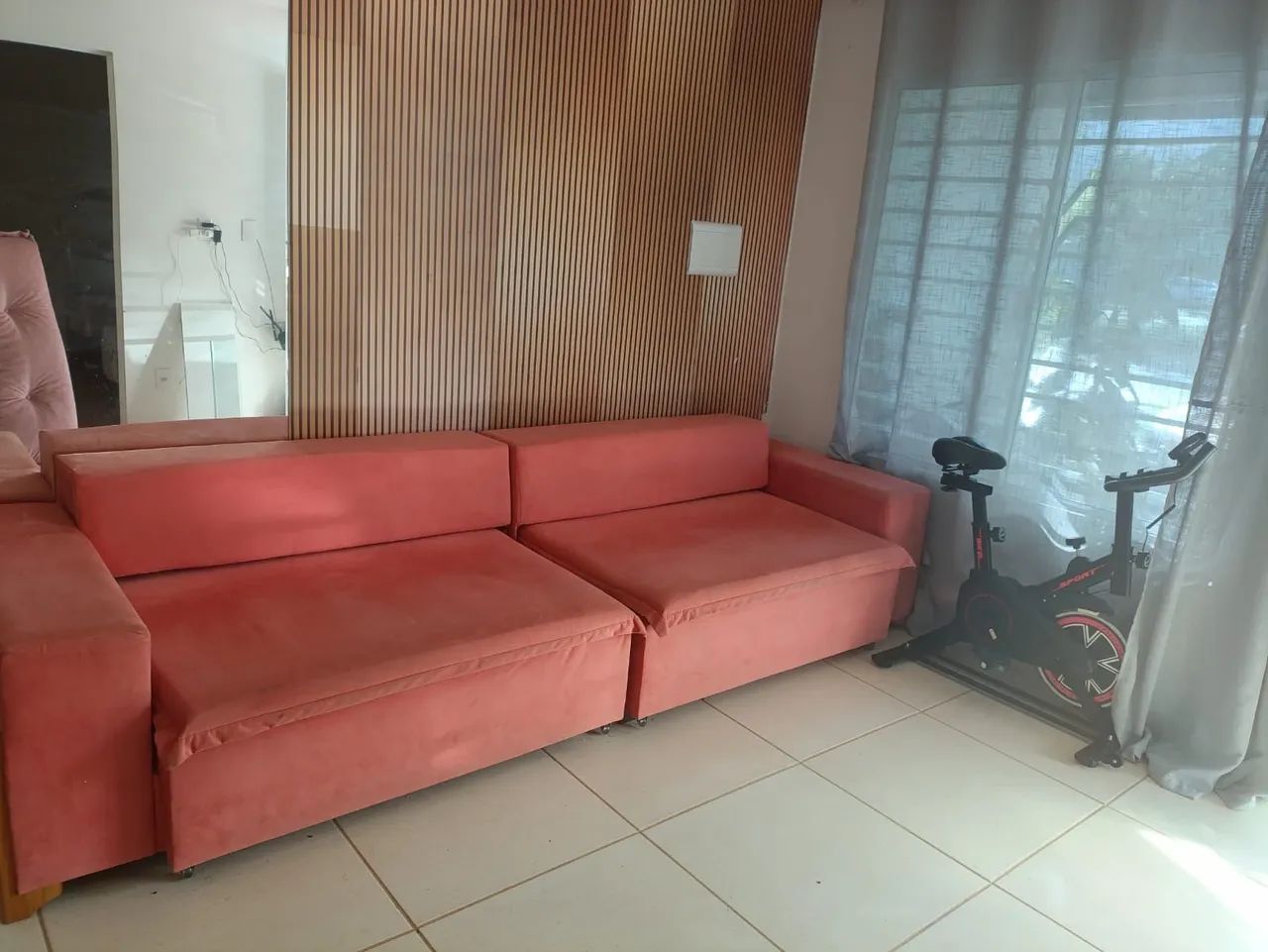 Vendo sofá  moderno e confortável  - Foto 3