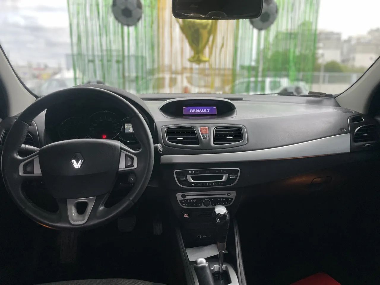 Renault Fluence Sed. Dynamique 2.0 16V Flex Aut. 2012 - Foto 5