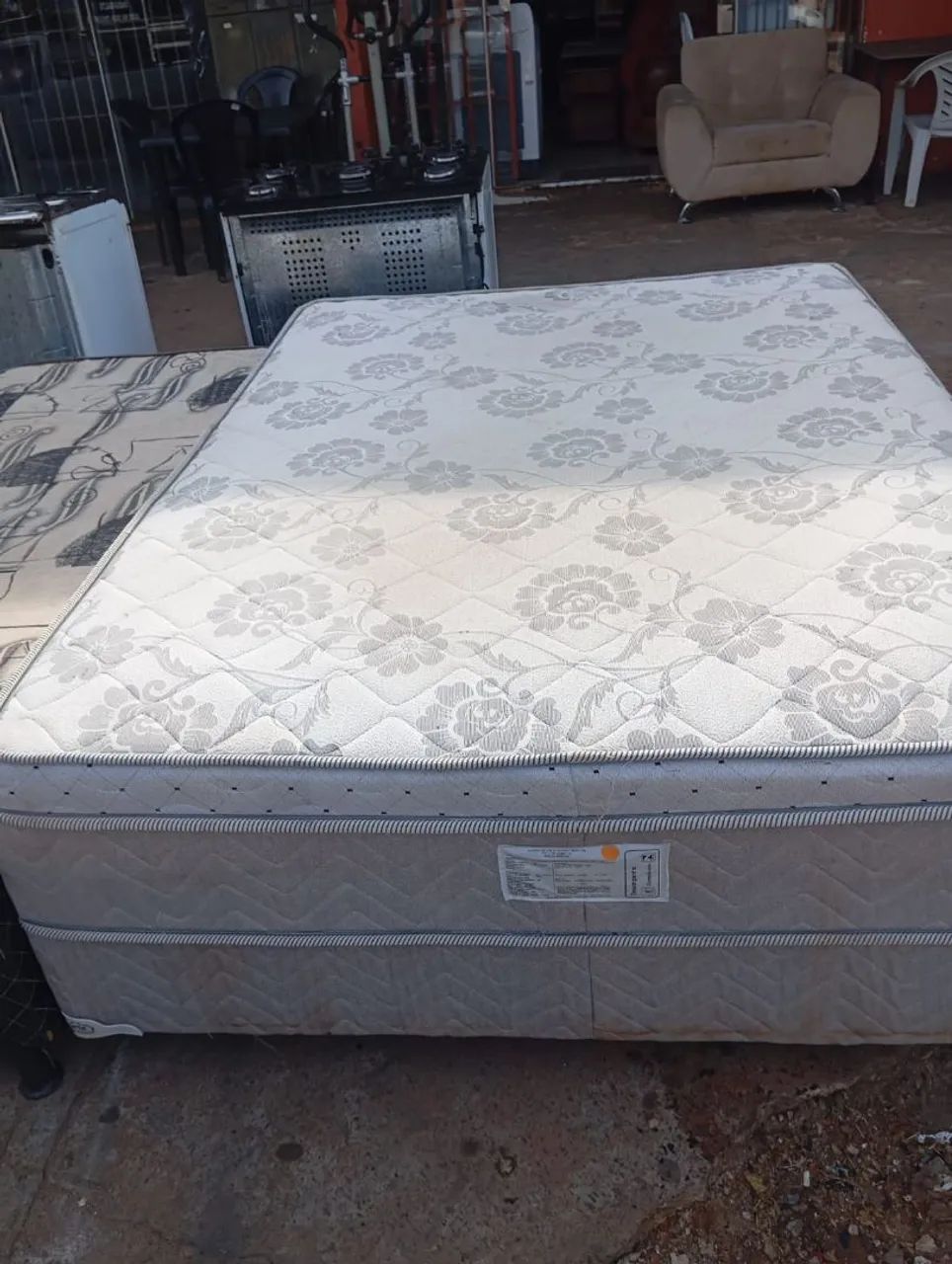 Cama box de molas ensacadas 