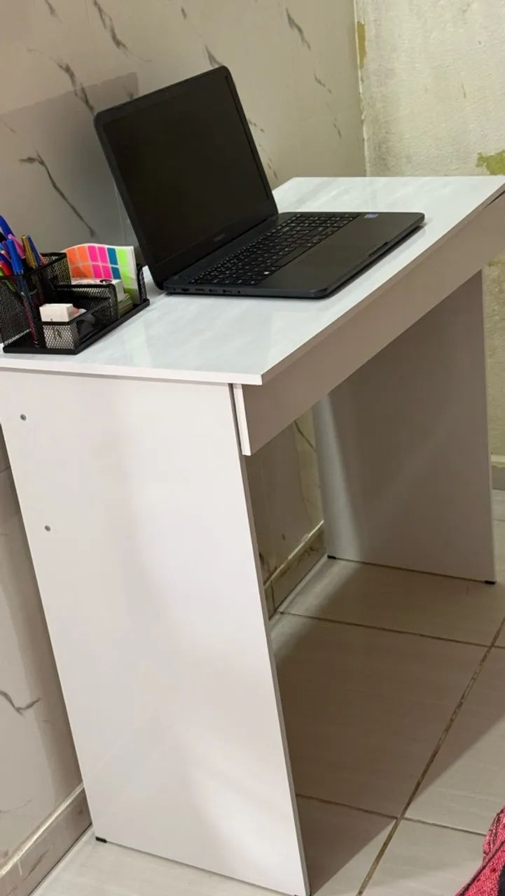 Escrivaninha com gaveta - Foto 2