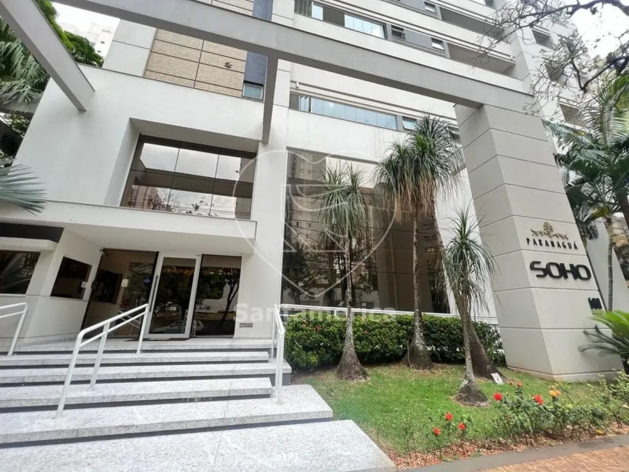 Apartamento mobiliado para venda e locação no Edifício Soho Paranaguá, Centro de Londrina - Foto 2