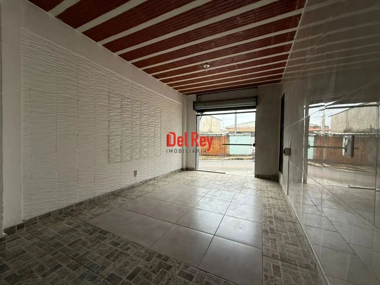 LOJA COMERCIAL COM BANHEIRO -BAIRRO CAIÇARAS - Foto 8