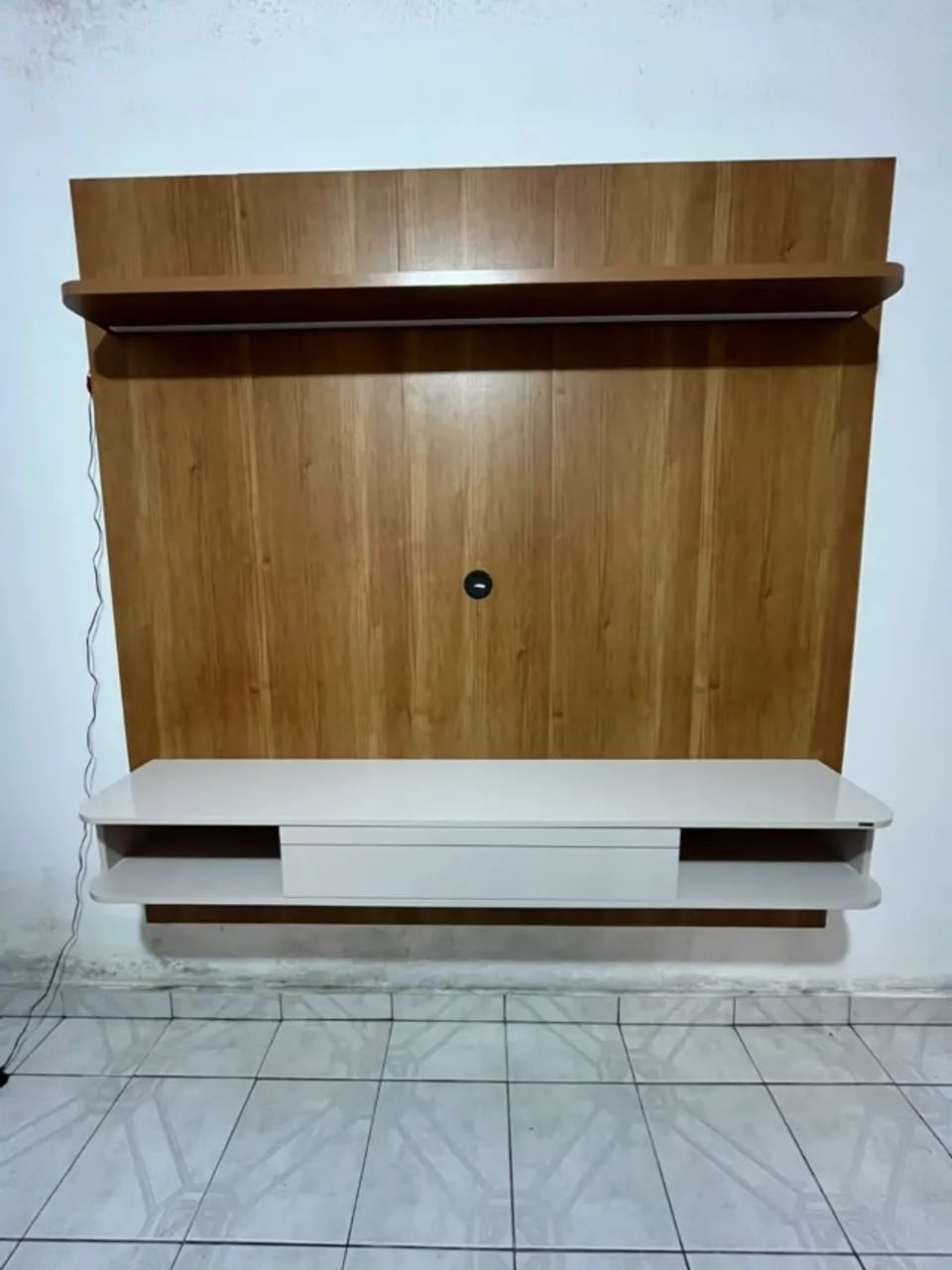 PAINEL DE TV COM LED