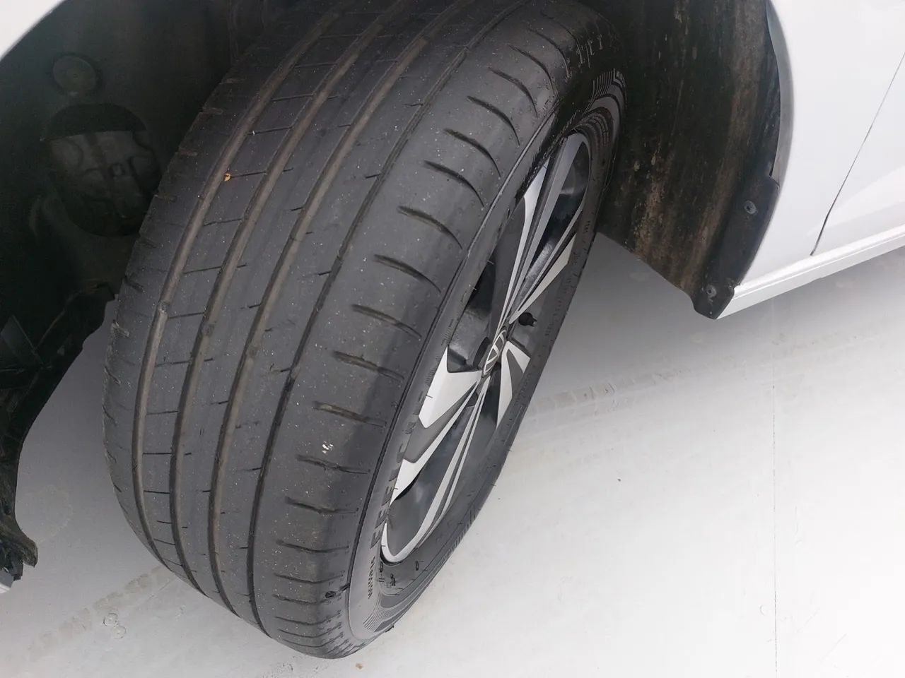 Volkswagen Virtus TSI 1.0 Flex 12V 4p Aut., foto 11 de 18
