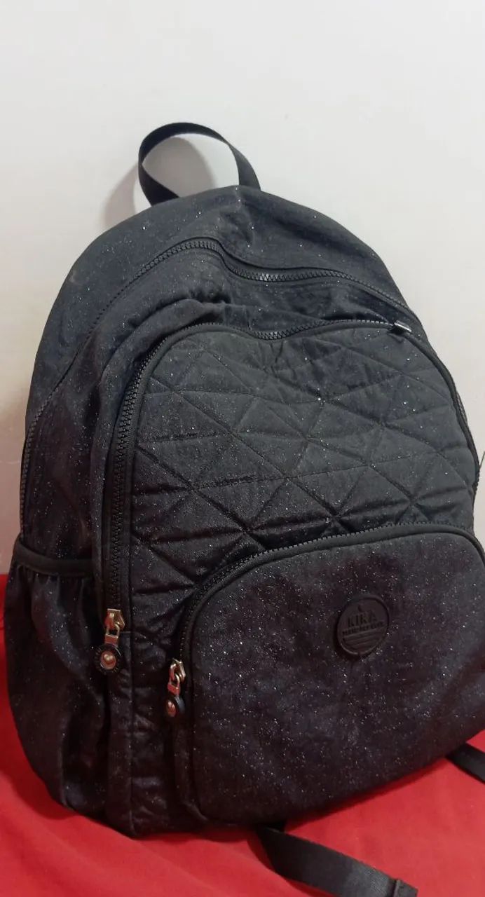 Mochila preta com glitter  - Foto 2
