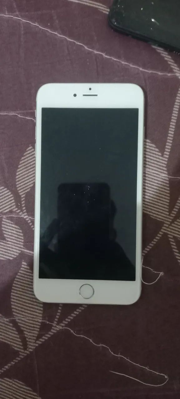 3 celulares quebrado 